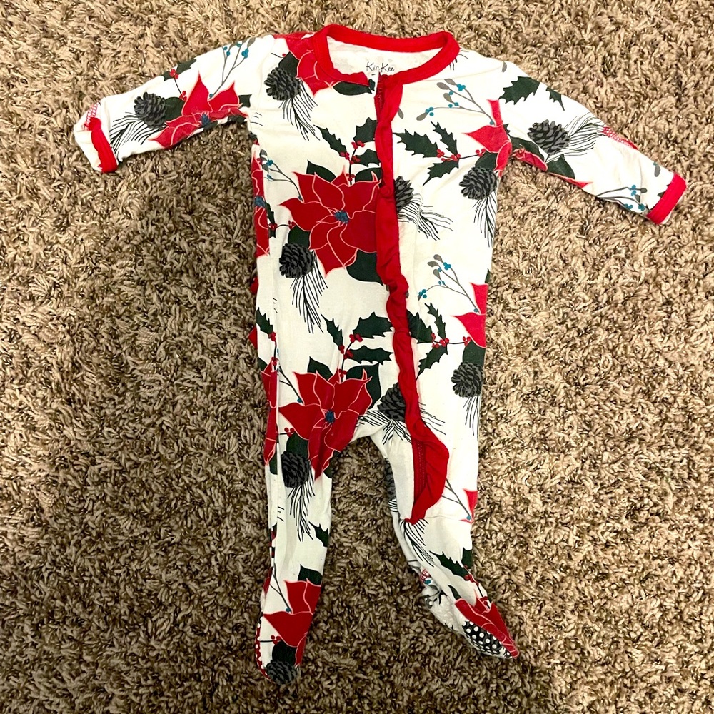 KicKee Poinsettia Footie